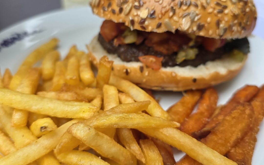 Vergangenen Freitag hatten wir einen richtig schönen Mitarbeiter-Brunch mit unserem tollen Team 🍔☀️